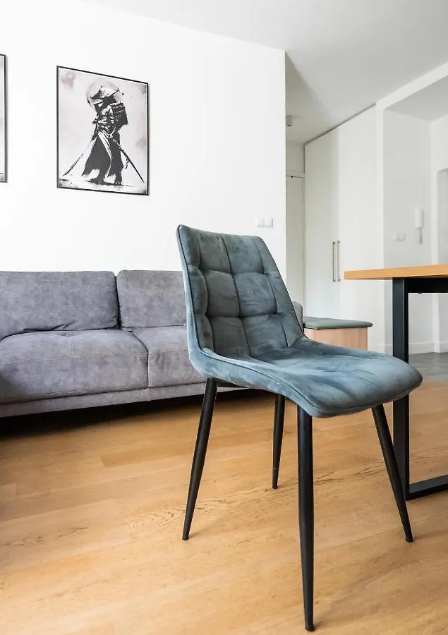 Metro Raclawicka Comfort Apartment Warsaw