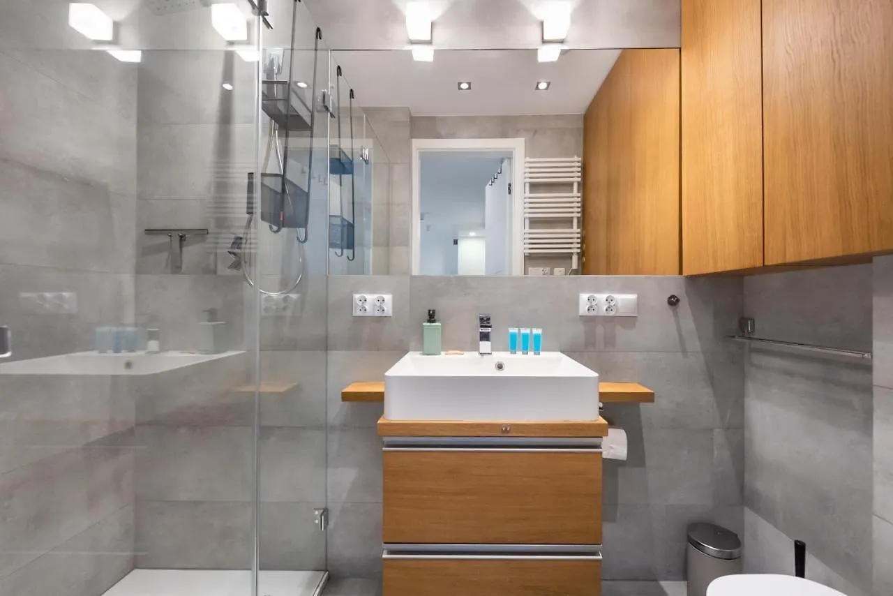 Metro Raclawicka Comfort Apartment Warsaw